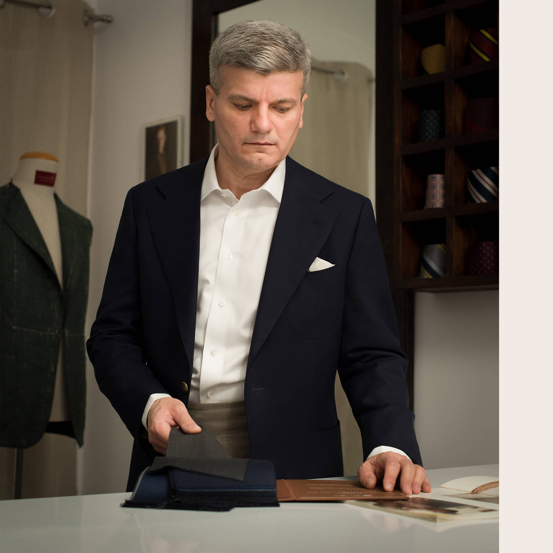 Piotr Kamiński - Szycie garniturów na miarę Warszawa